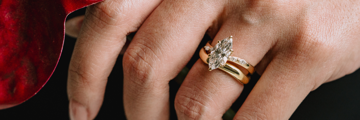 WEDDING BANDS FOR HER